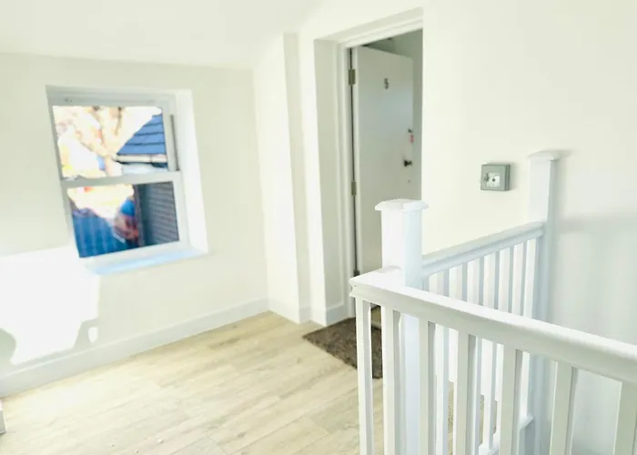 Dover Luxury Apartments, Near Ferry